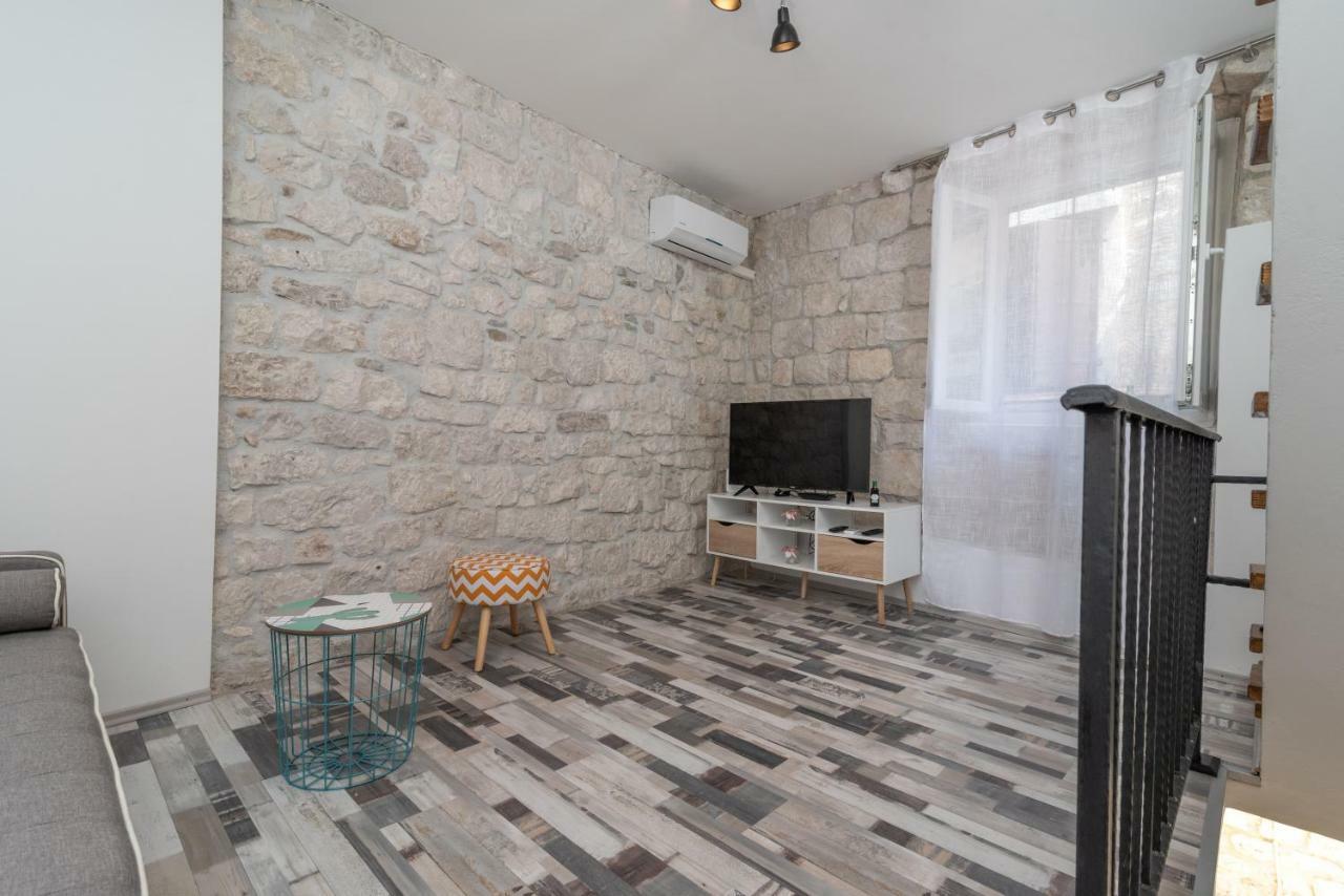 Apartman Skuribanda Apartment Trogir Ngoại thất bức ảnh